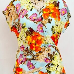 NWT Lafayette 148 New York Floral Print Silk BlouseSize 8 MSRP $398